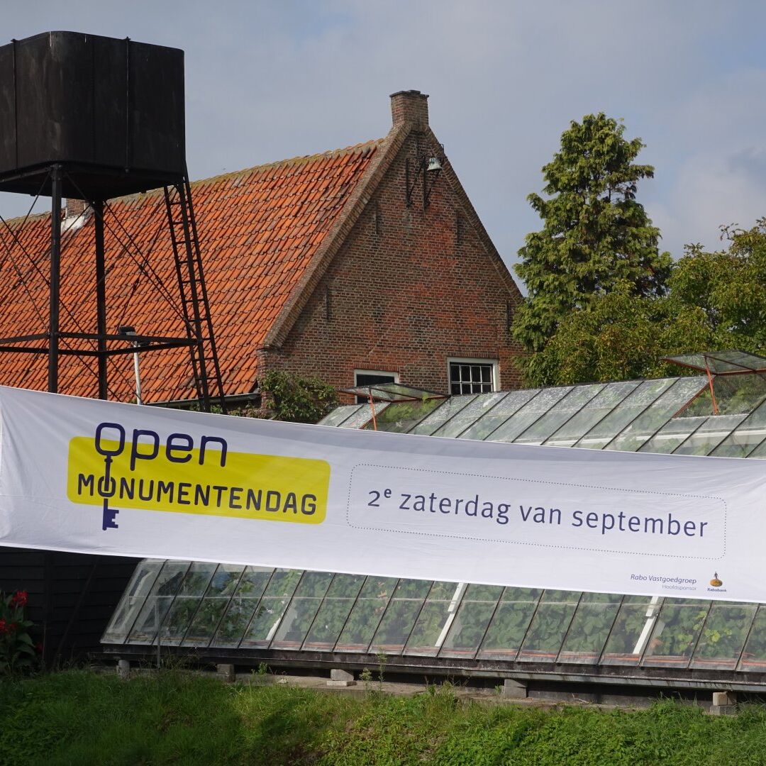 spandoek bij de Historische Druivenkwekerij Sonnehoeck tijdens Open Monumentendag in het Westland