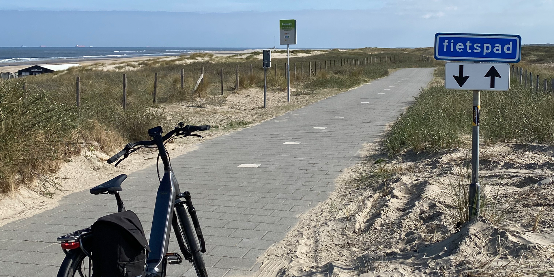 fietsen kust fietspad westland strand
